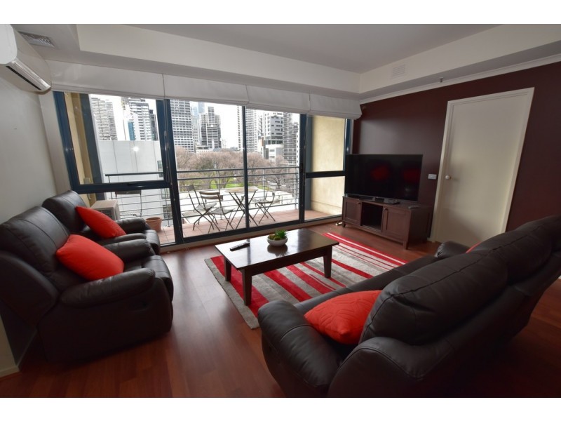 REF 082972/33 Jeffcott Street, Melbourne VIC 3000