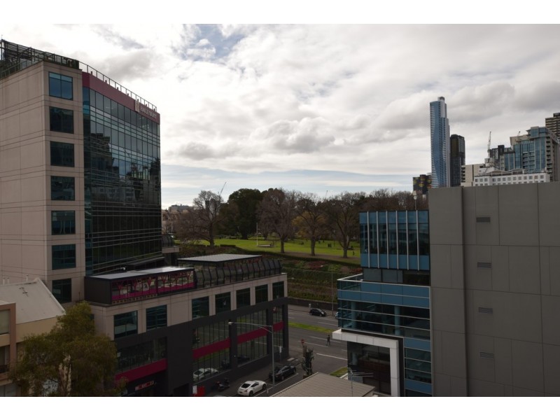 REF 082972/33 Jeffcott Street, Melbourne VIC 3000