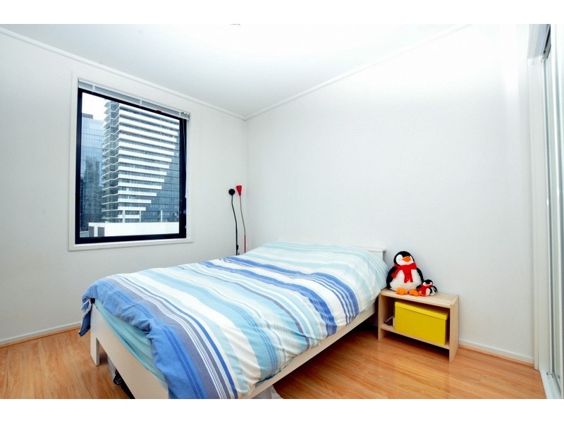 REF 083073/99 Whiteman Street, Southbank VIC 3006