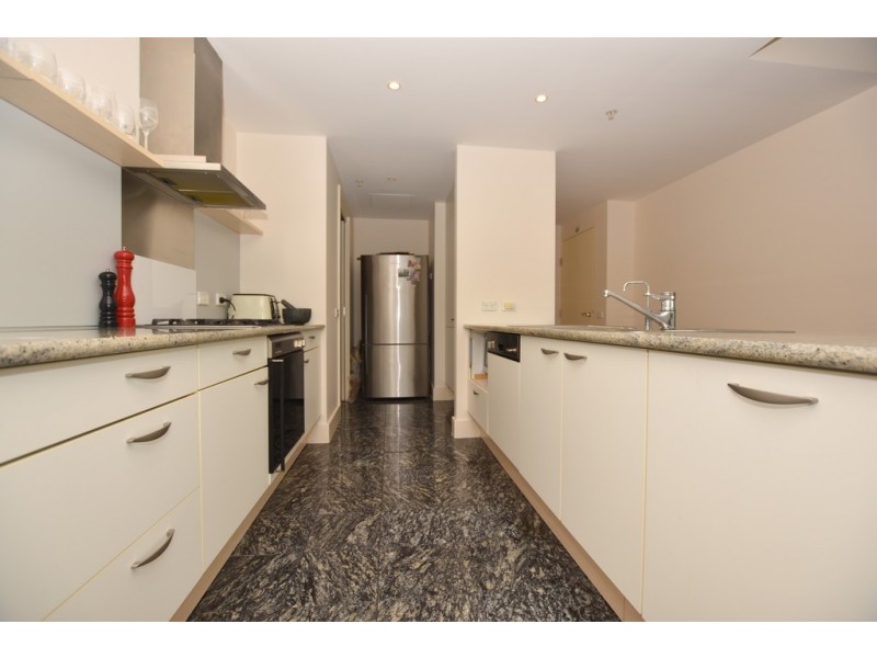 303/19 Queens Road, Melbourne VIC 3004