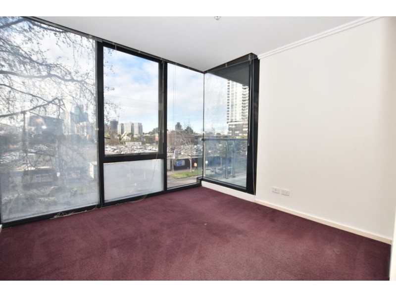 REF 08312/92C Kavanagh Street, Southbank VIC 3006