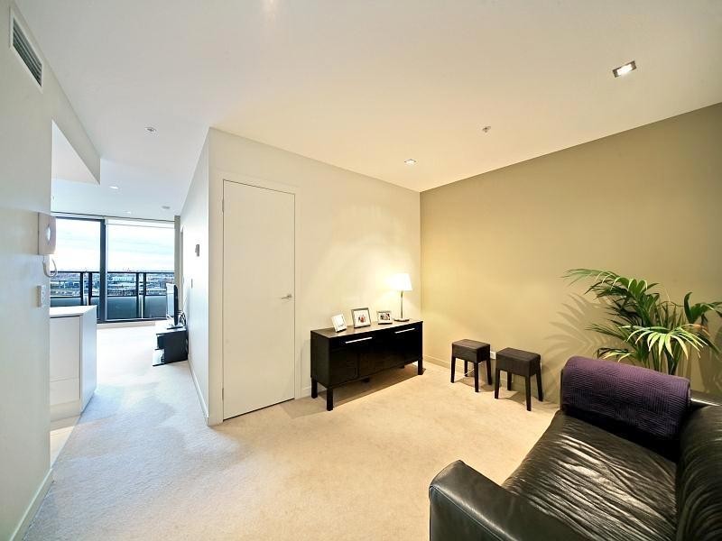 1510/100 Harbour Esplanade, Docklands VIC 3008