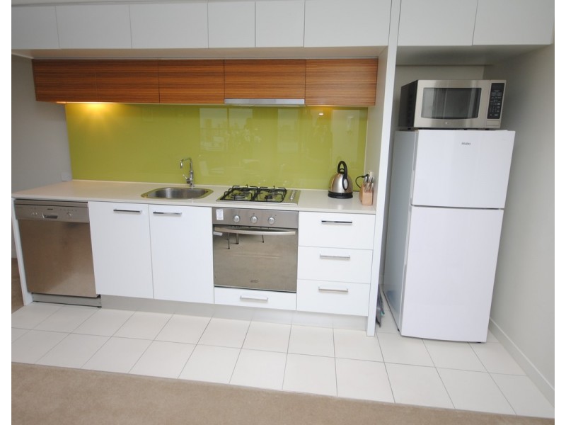 3109A/100 Harbour Esplanade, Docklands VIC 3008