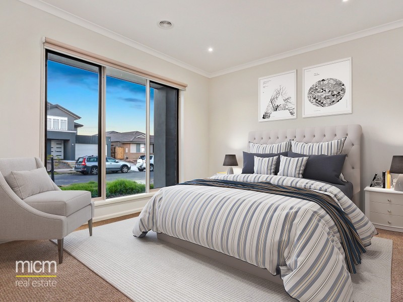26 Roundhay Crescent, Point Cook VIC 3030