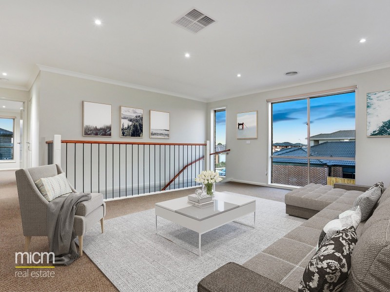 26 Roundhay Crescent, Point Cook VIC 3030