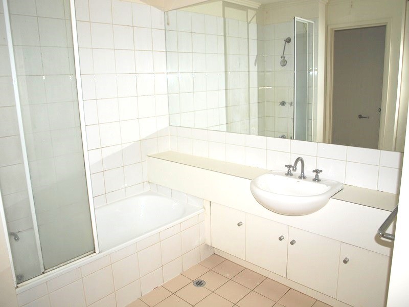 REF 090425/28 Jeffcott Street, West Melbourne VIC 3003