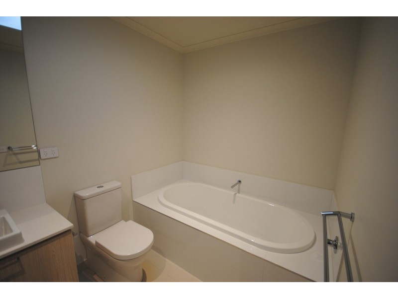 30 Harmony Road, Ascot Vale VIC 3032