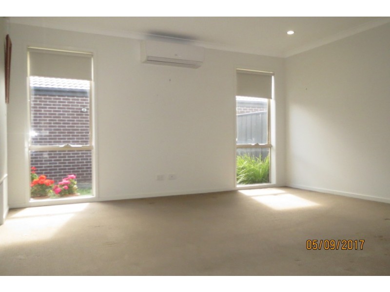 20 Tom Roberts Parade, Point Cook VIC 3030