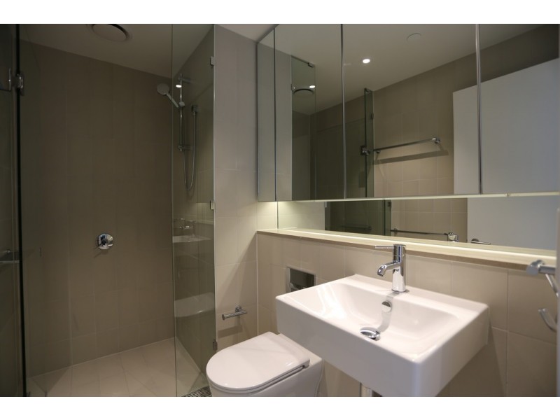 404S/883 Collins Street, Docklands VIC 3008