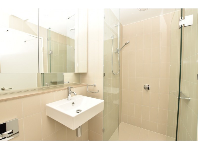 1704S/883 Collins Street, Docklands VIC 3008