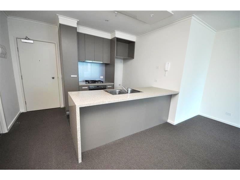REF 090712/180 City Road, Southbank VIC 3006
