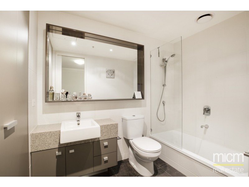 REF 090807/180 City Road, Southbank VIC 3006