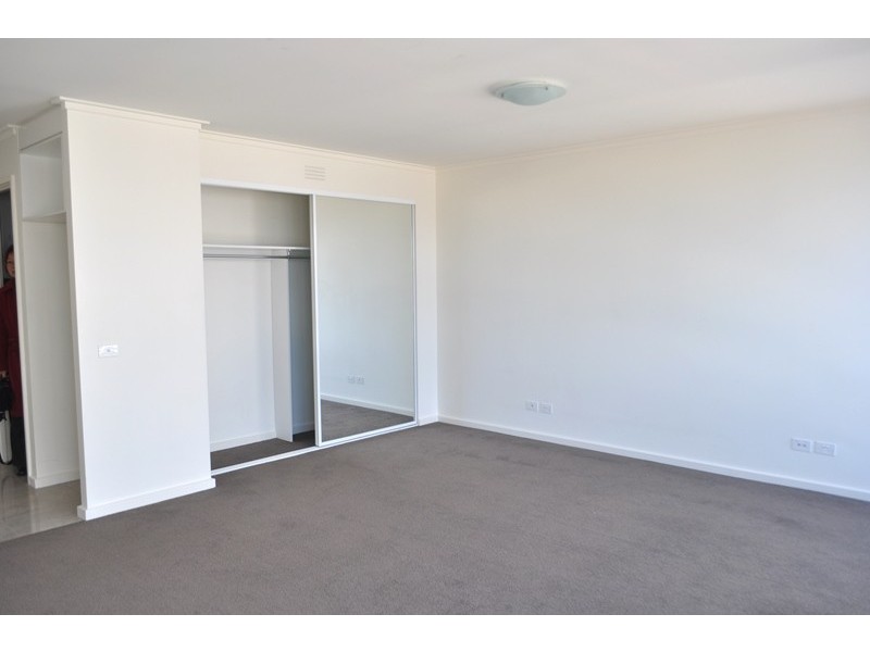 REF 091112/58 Jeffcott Street, West Melbourne VIC 3003