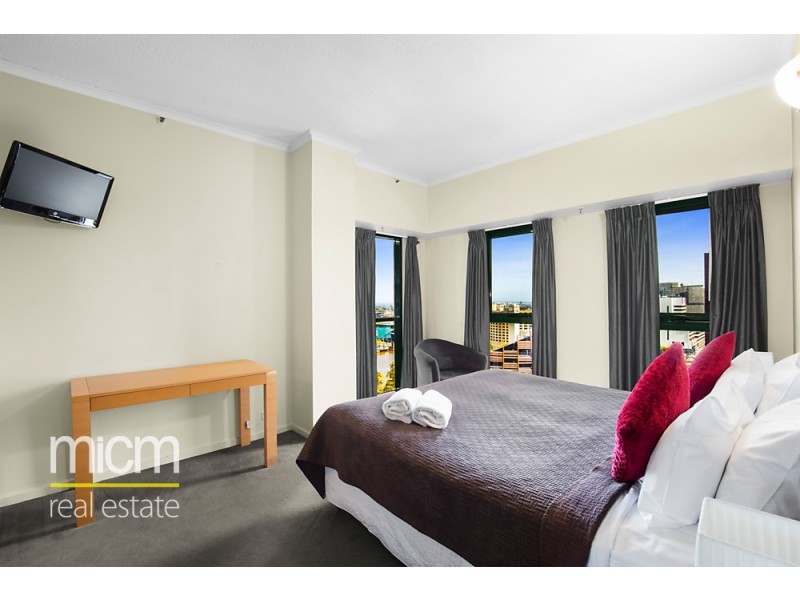 1743/474 Flinders Street, Melbourne VIC 3000