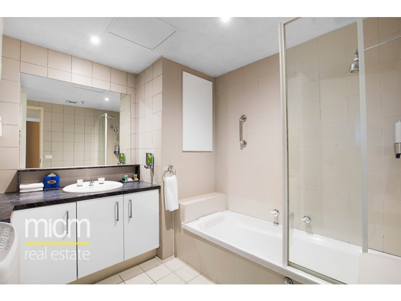 1743/474 Flinders Street, Melbourne VIC 3000