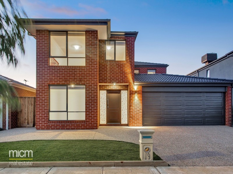 19 Wisdom Avenue, Truganina VIC 3029