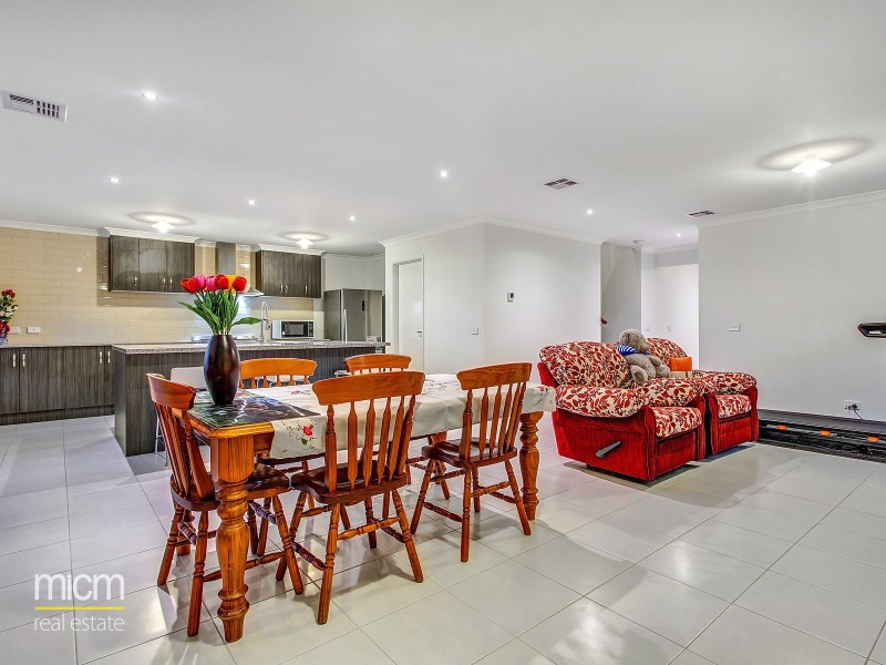 19 Wisdom Avenue, Truganina VIC 3029