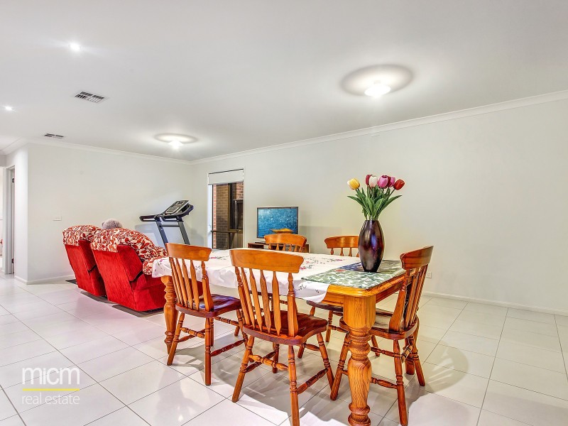 19 Wisdom Avenue, Truganina VIC 3029