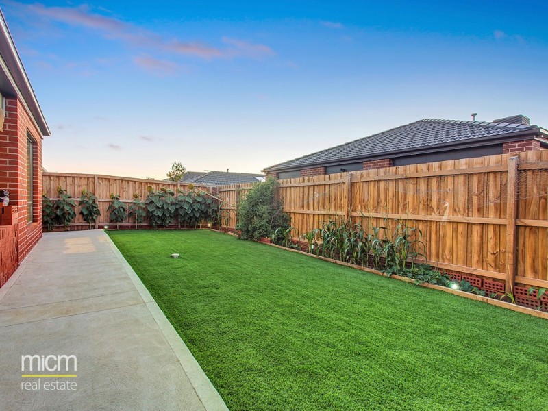 19 Wisdom Avenue, Truganina VIC 3029