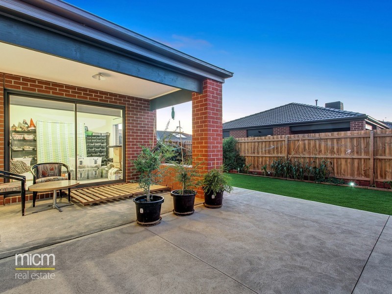 19 Wisdom Avenue, Truganina VIC 3029