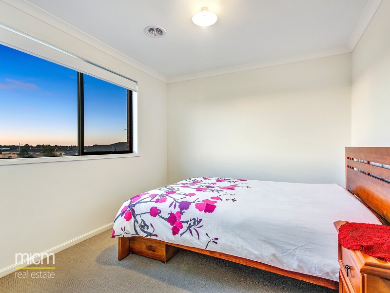 19 Wisdom Avenue, Truganina VIC 3029