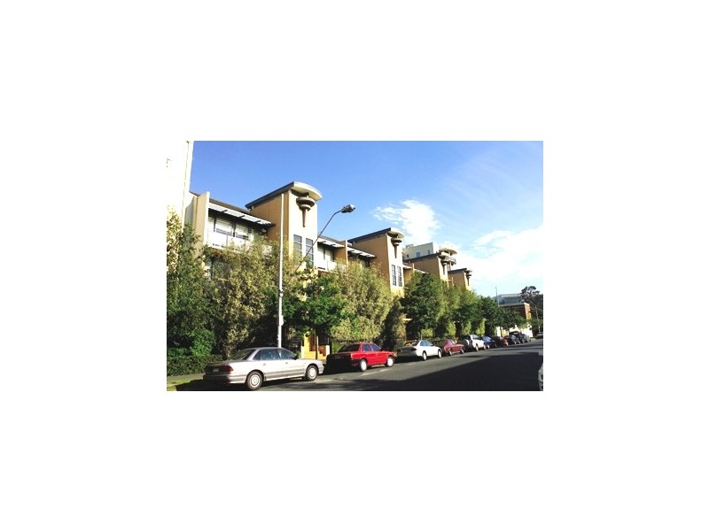 REF 091307/102 Wells Street, Southbank VIC 3006