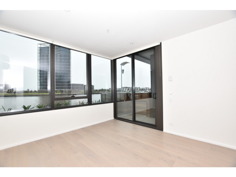 66 Australian Wharf, Docklands VIC 3008
