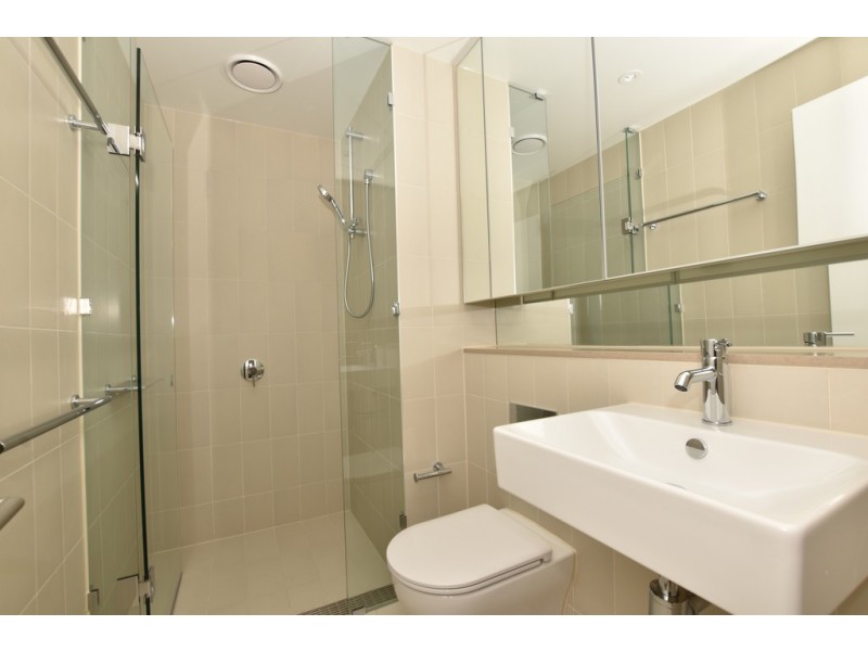 66 Australian Wharf, Docklands VIC 3008