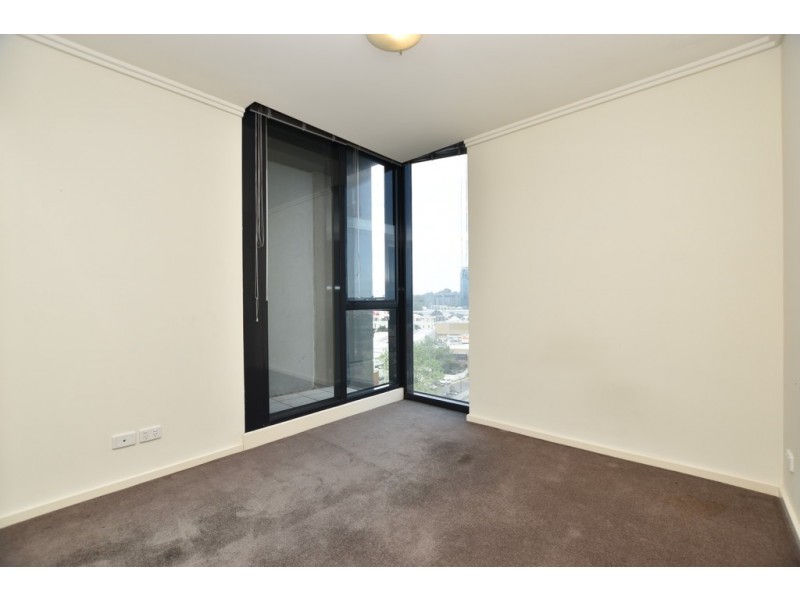 REF 091596/88 Kavanagh Street, Southbank VIC 3006