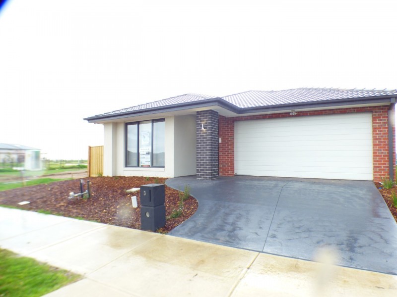 3 Creston Street, Point Cook VIC 3030
