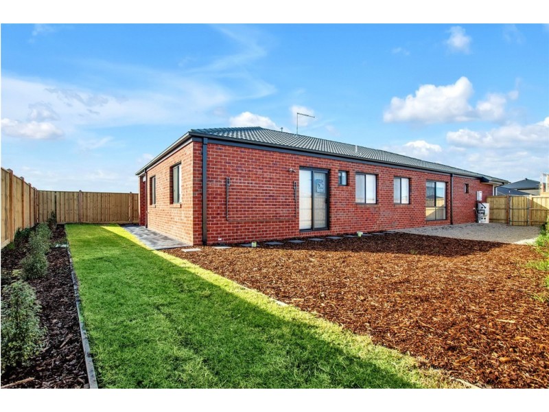 3 Creston Street, Point Cook VIC 3030