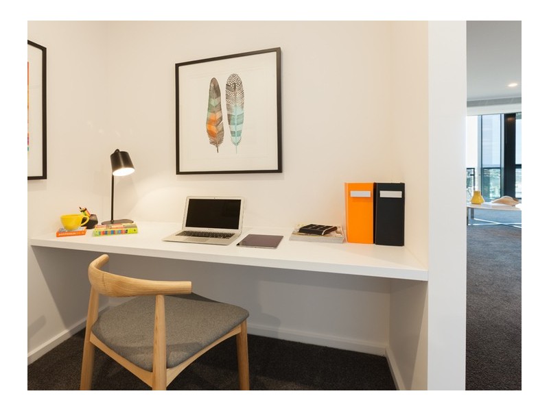 REF 091813/151 City Road, Southbank VIC 3006