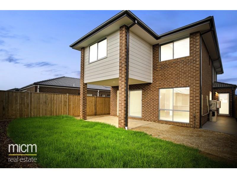 98 Grassbird Drive, Point Cook VIC 3030