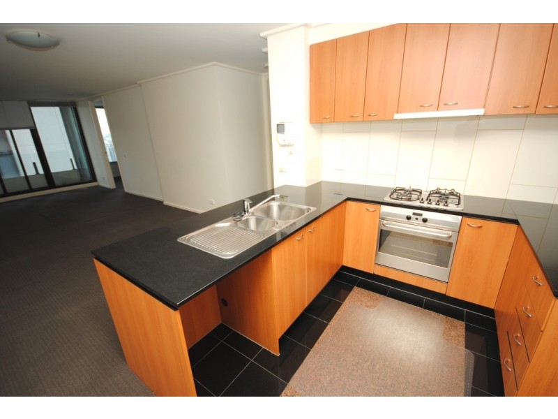 REF 092008/163 City Road, Southbank VIC 3006