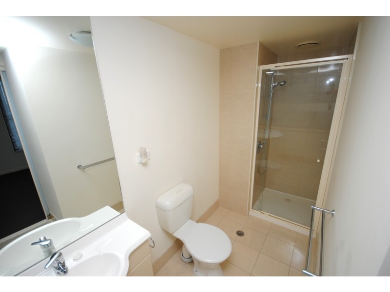 REF 092008/163 City Road, Southbank VIC 3006