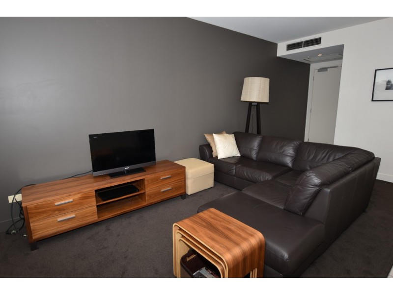 REF 09203A/1 Freshwater Place, Southbank VIC 3006