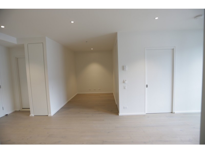 809S/883 Collins Street, Docklands VIC 3008