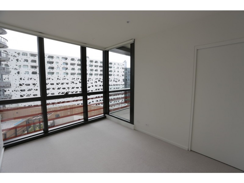 809S/883 Collins Street, Docklands VIC 3008