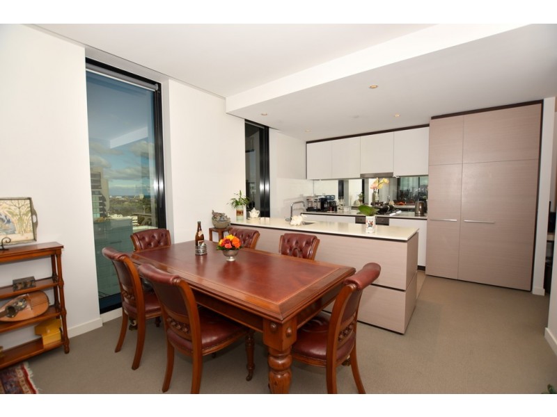 1302/470 St Kilda Road, Melbourne VIC 3004