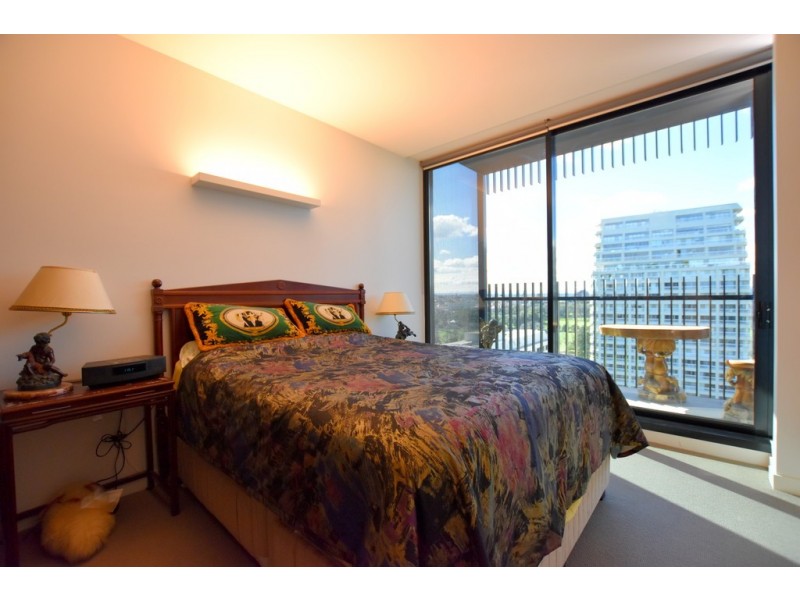 1302/470 St Kilda Road, Melbourne VIC 3004