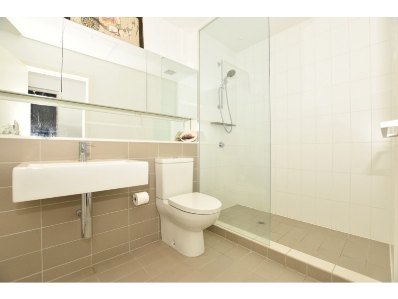 1302/470 St Kilda Road, Melbourne VIC 3004