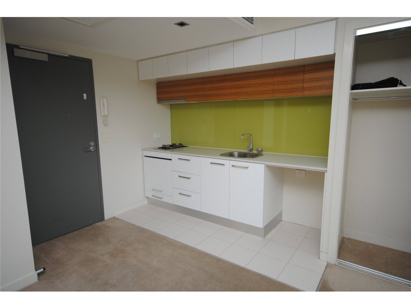2909B/100 Harbour Esplanade, Docklands VIC 3008