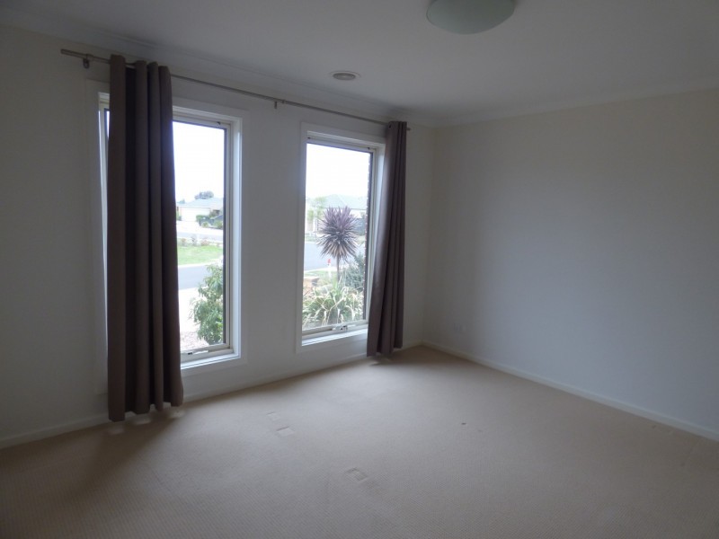 23 Vicky Court, Point Cook VIC 3030