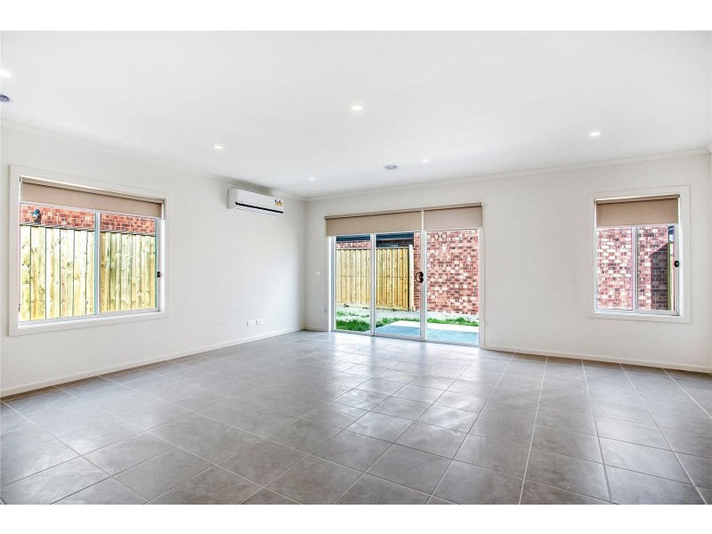 65 Solitude Crescent, Point Cook VIC 3030