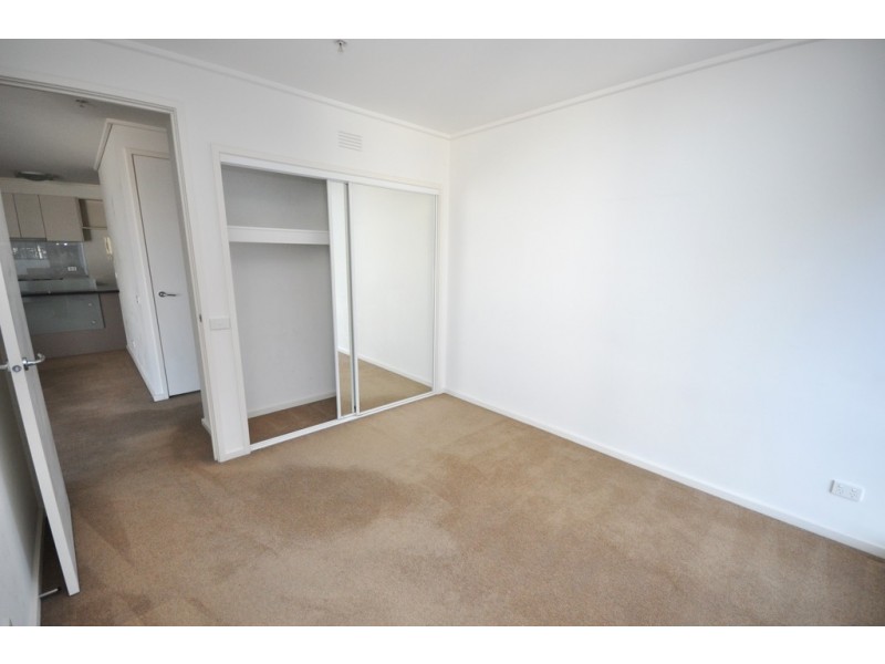 REF 092529/183 City Road, Southbank VIC 3006