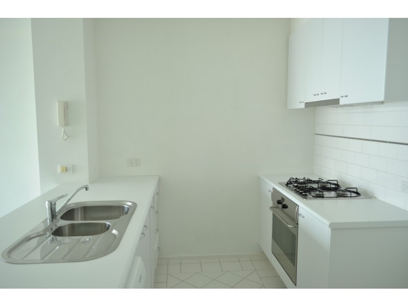 REF 092771/99 Whiteman Street, Southbank VIC 3006