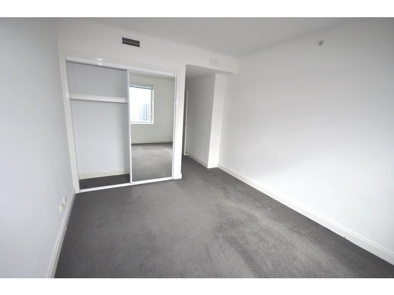 REF 092717/632 St Kilda Road, Melbourne VIC 3004