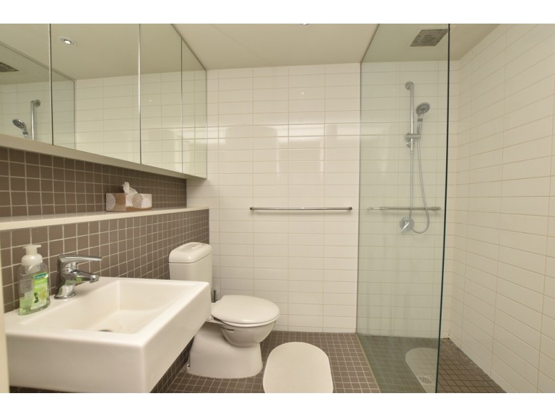 1507/8 McCrae Street, Docklands VIC 3008