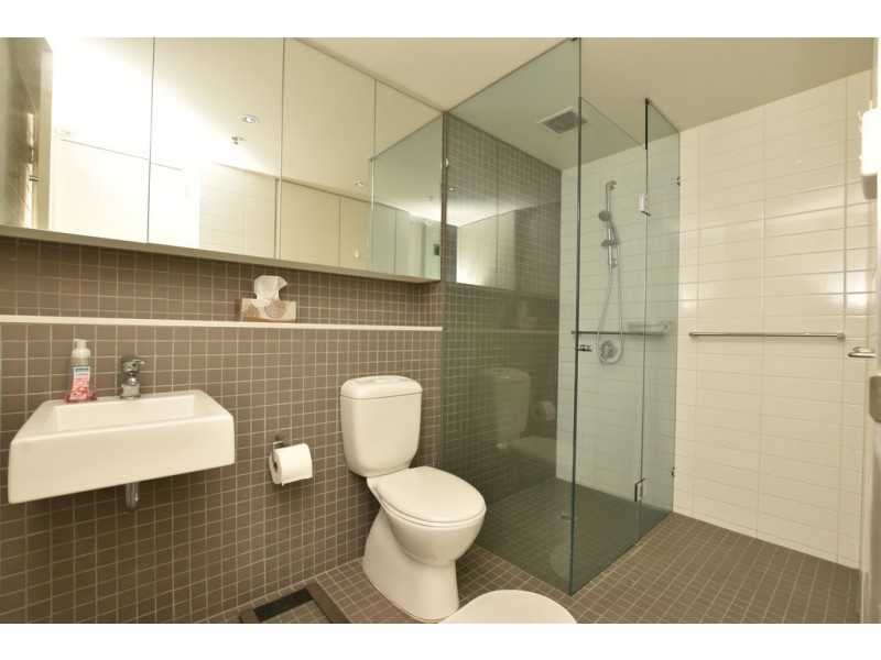 1507/8 McCrae Street, Docklands VIC 3008