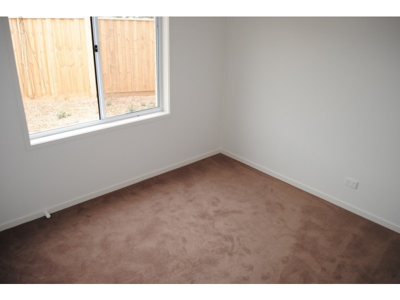 10 Sandy Avenue, Point Cook VIC 3030